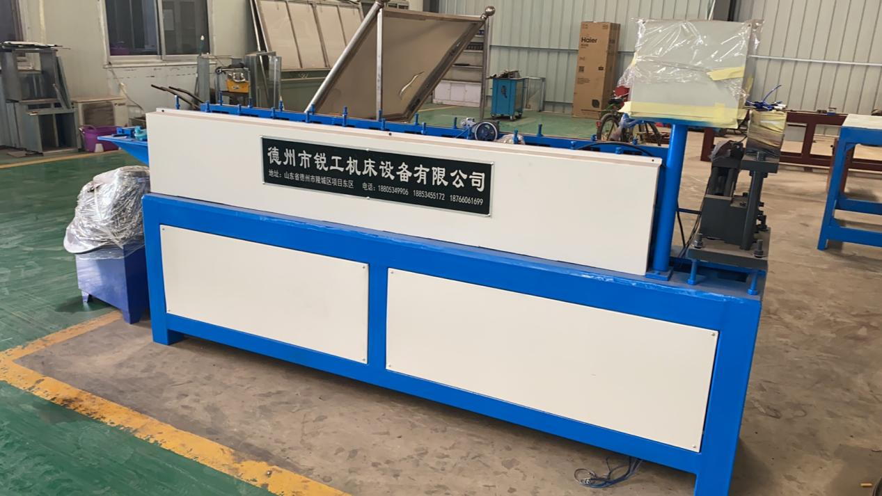 冷弯成型设备  （中国）科技公司弹片生产设备